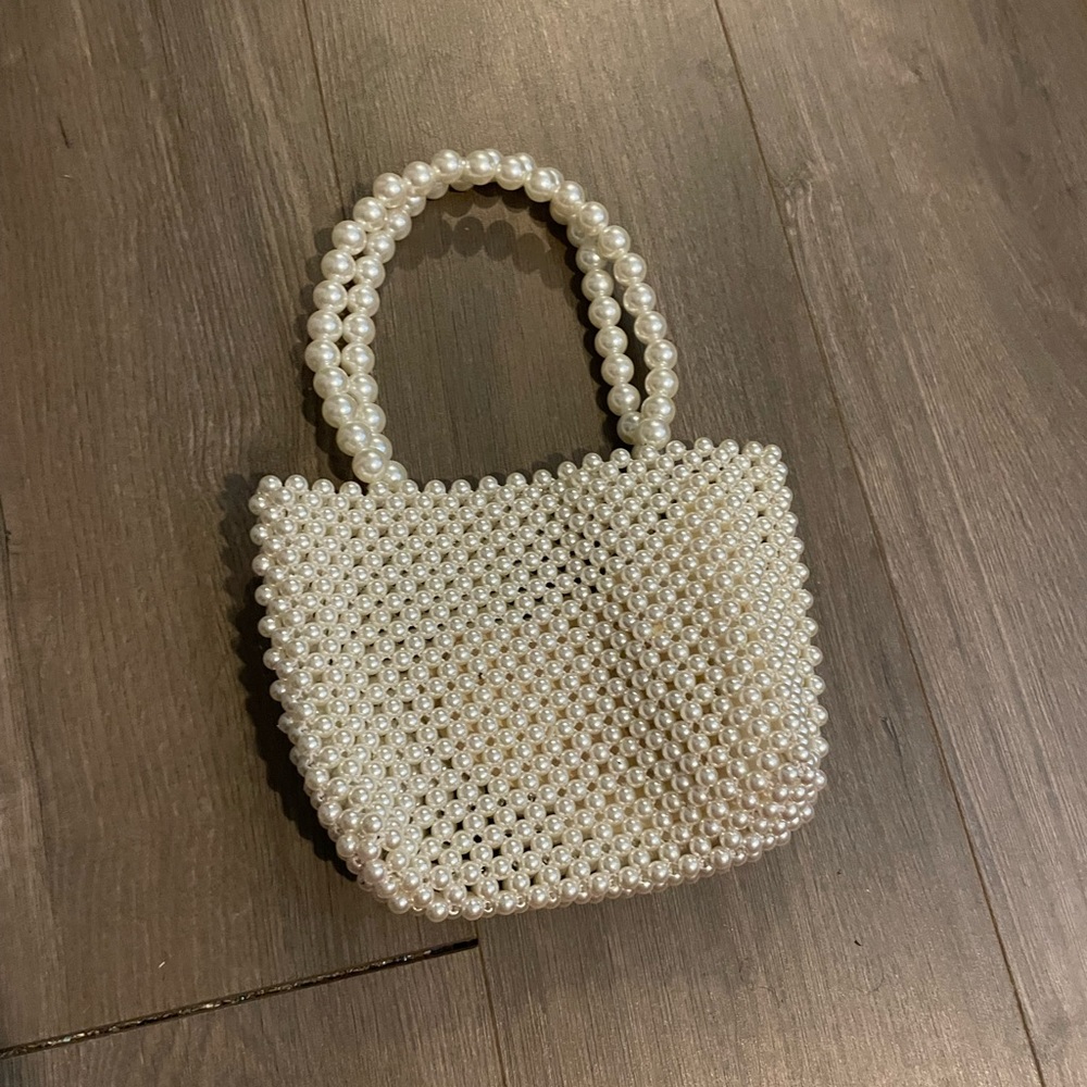 PEARL PURSE